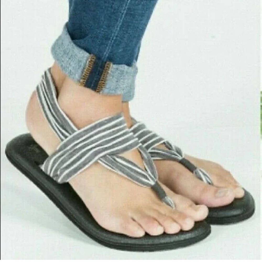 Sanuk Gray & White Stripe Yoga Mat Sling 2 Sandals Size 10 2 Way Stretch Thong